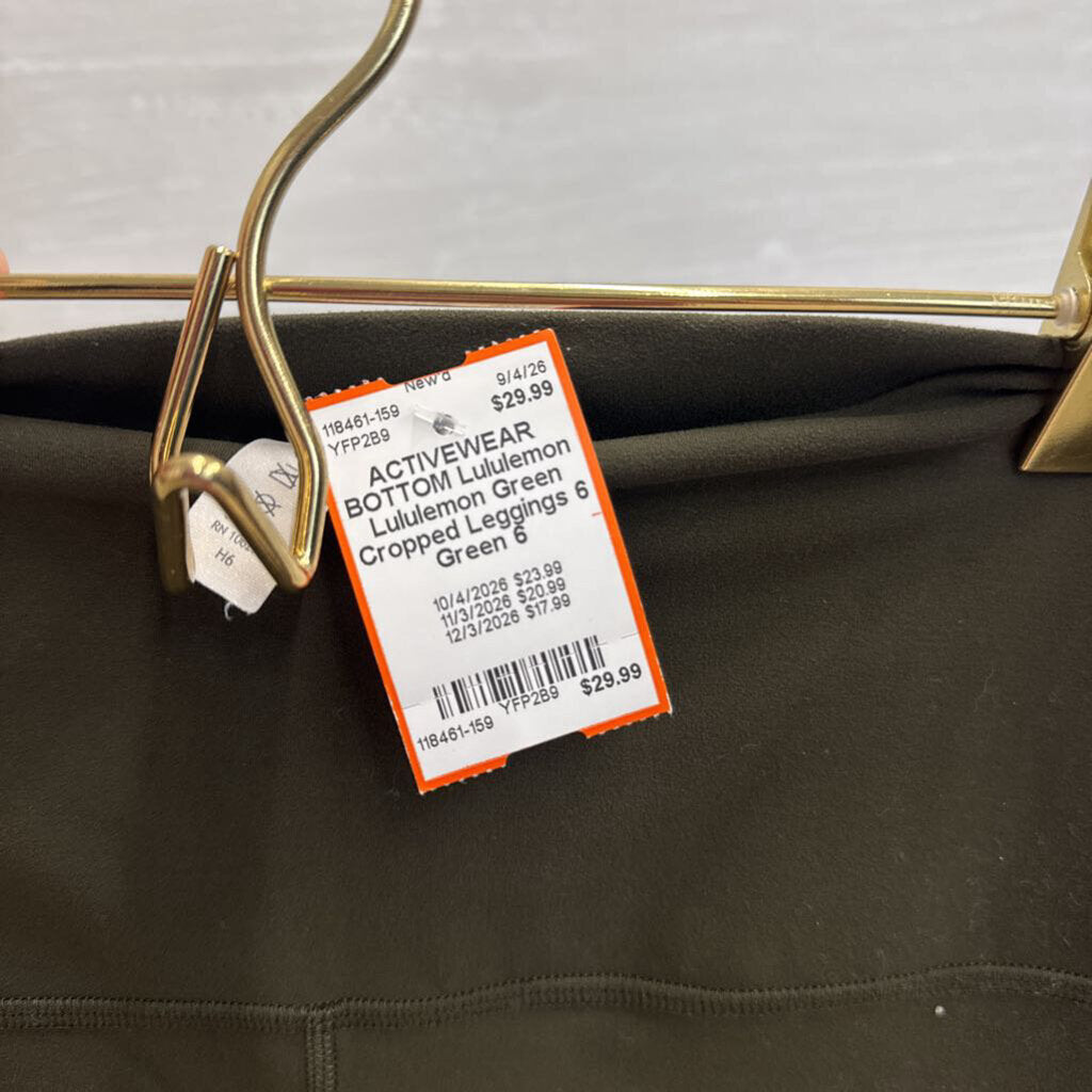 Lululemon Green Cropped Leggings 6