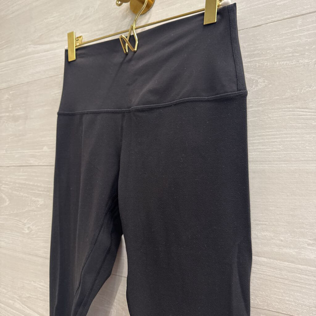 Lululemon Black Cropped Leggings 6