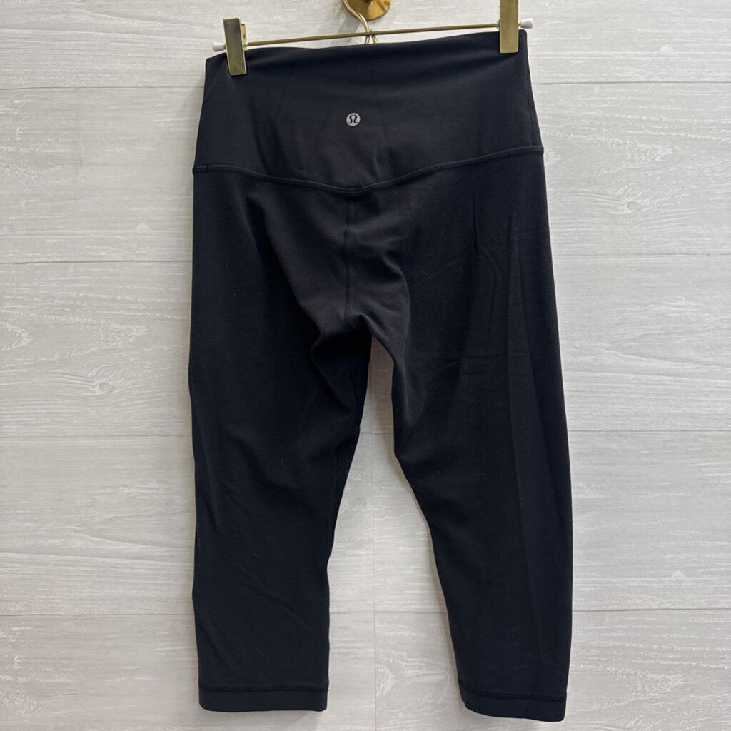 Lululemon Black Cropped Leggings 6