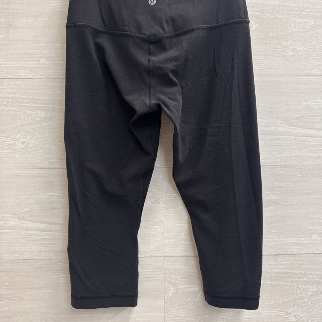 Lululemon Black Cropped Leggings 6