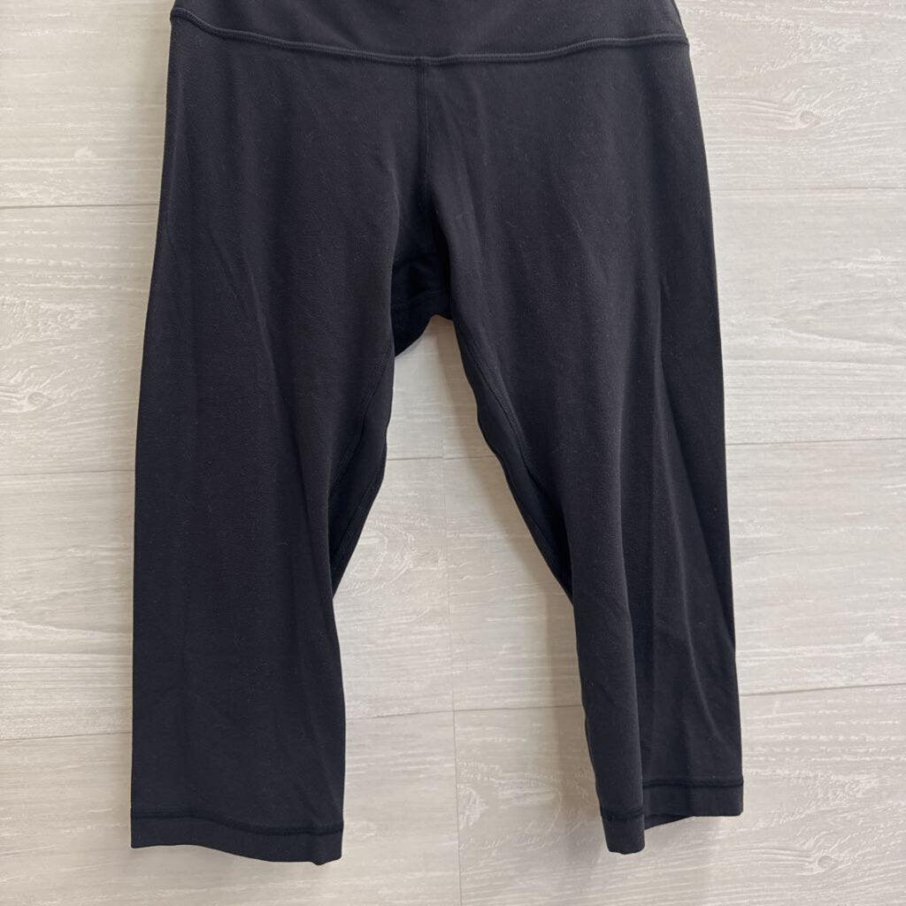 Lululemon Black Cropped Leggings 6