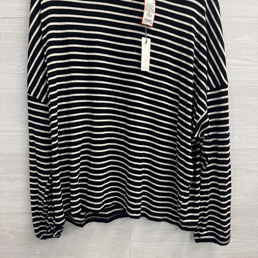 Flawless Black/ White Striped Long Sleeve Top Medium/ Large