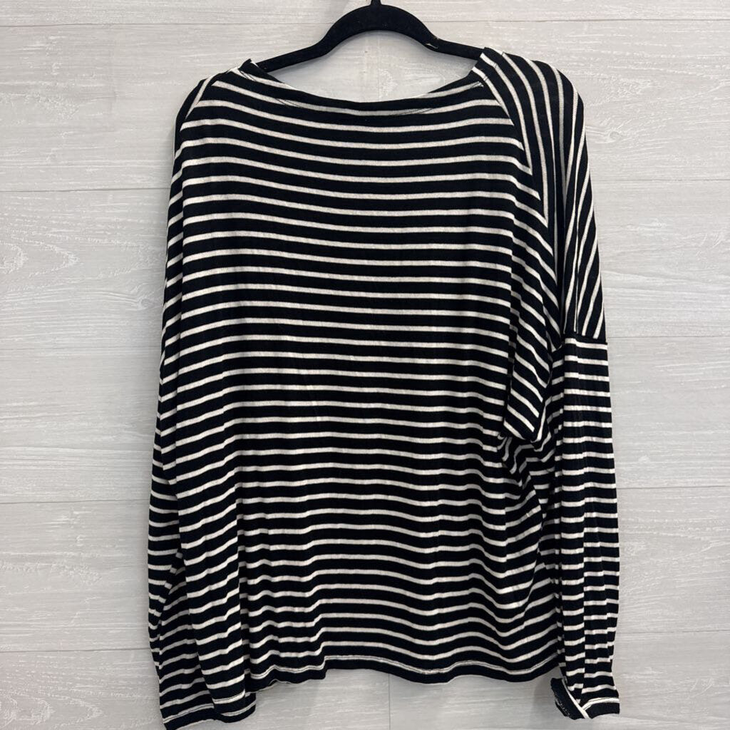 Flawless Black/ White Striped Long Sleeve Top Medium/ Large