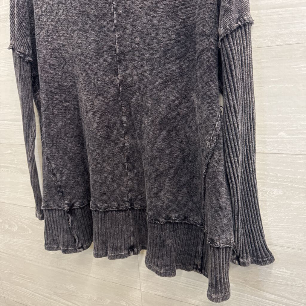 J Her Grey Long Sleeve V Neck Top Medium