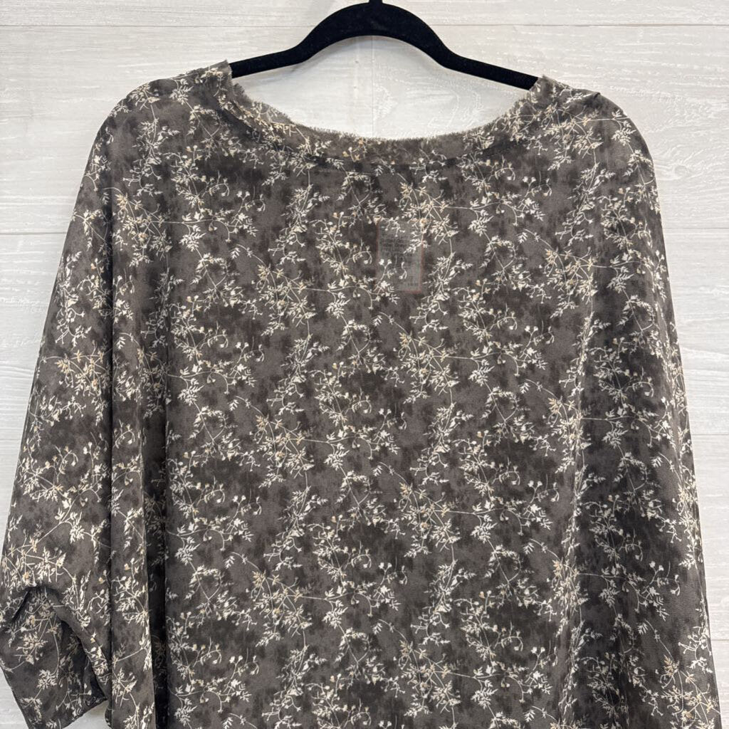 Grade and Gather Grey/ Beige Print Long Sleeve Top Large