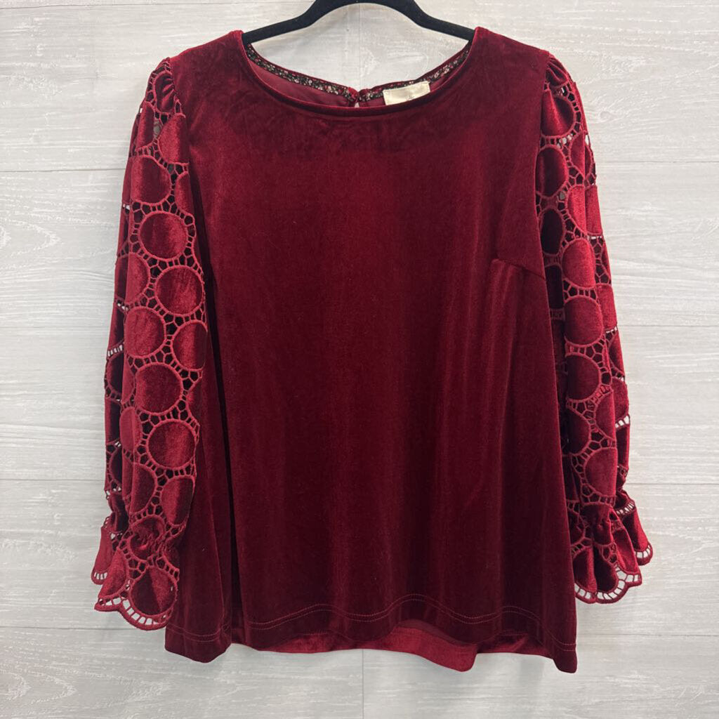 Umgee Burgundy Velvet Circle Print Long Sleeve Top Medium