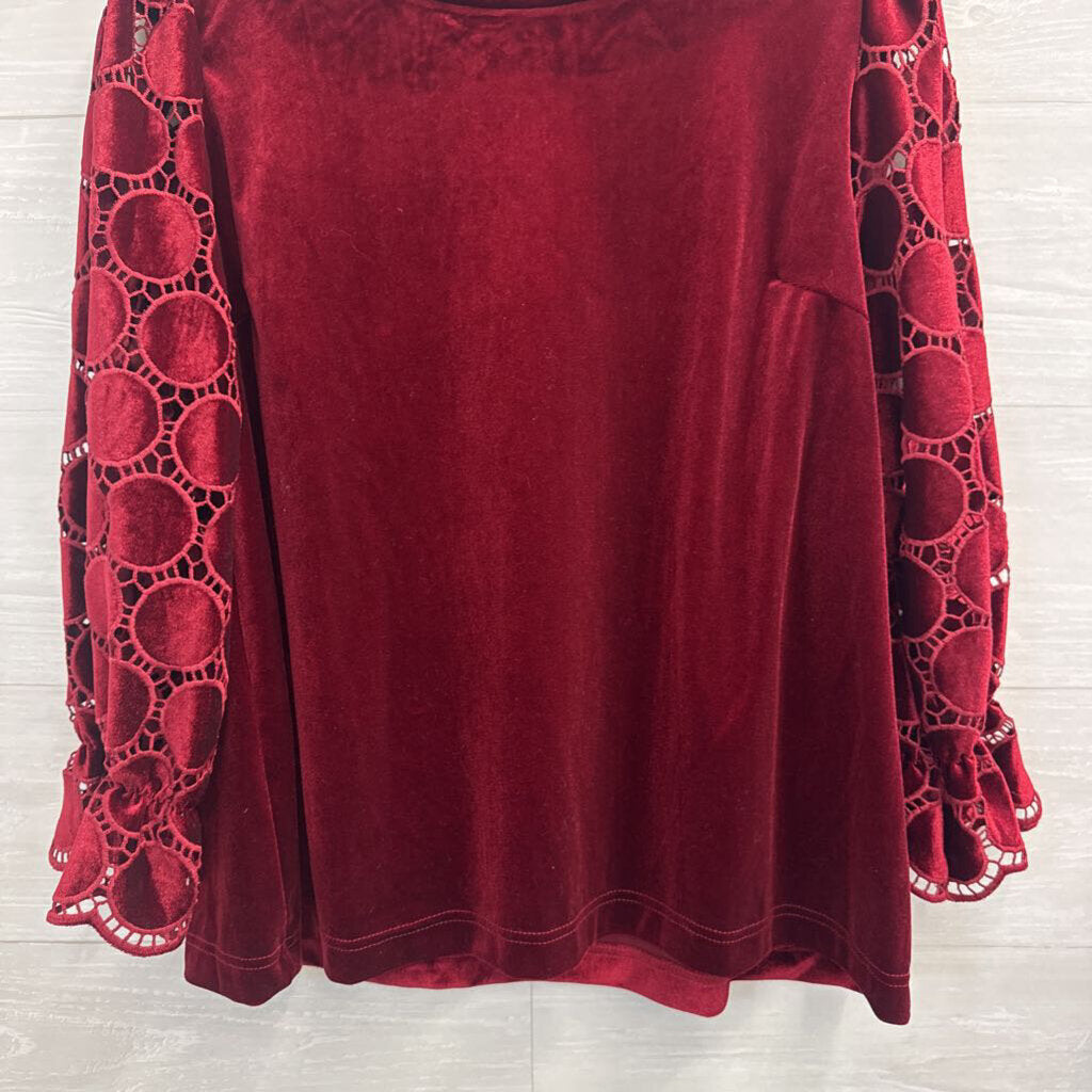 Umgee Burgundy Velvet Circle Print Long Sleeve Top Medium