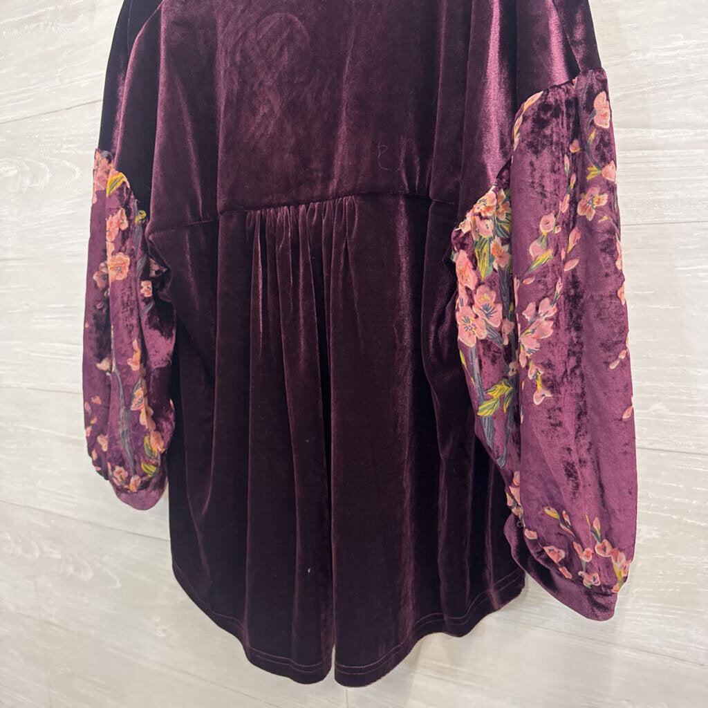 Umgee Purple Velvet Floral Long Sleeve Top Medium