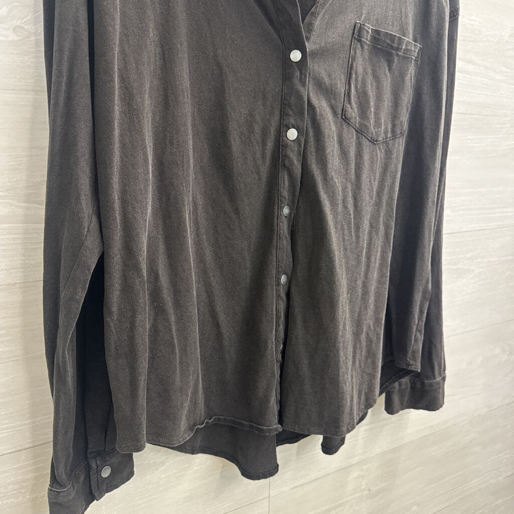 Z Supply Grey Long Sleeve Snap Front Top Large
