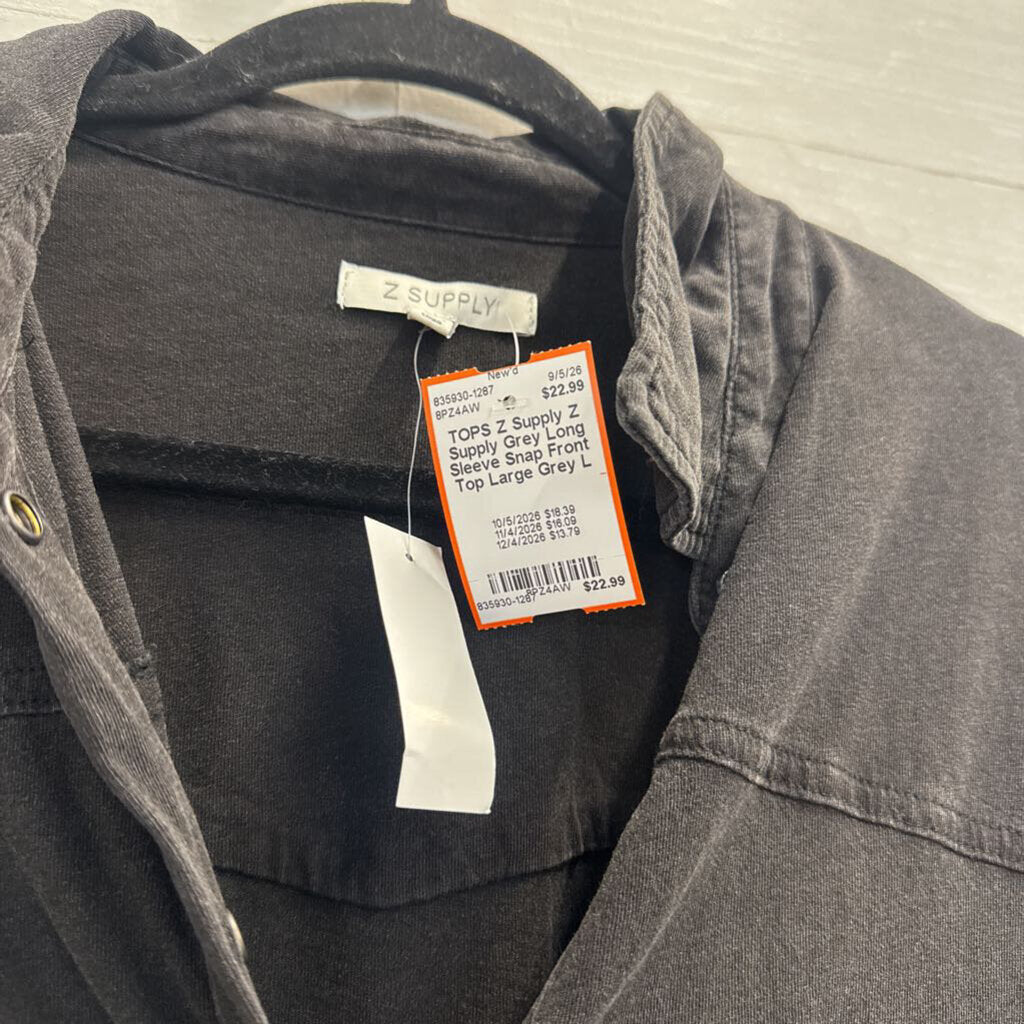 Z Supply Grey Long Sleeve Snap Front Top Large
