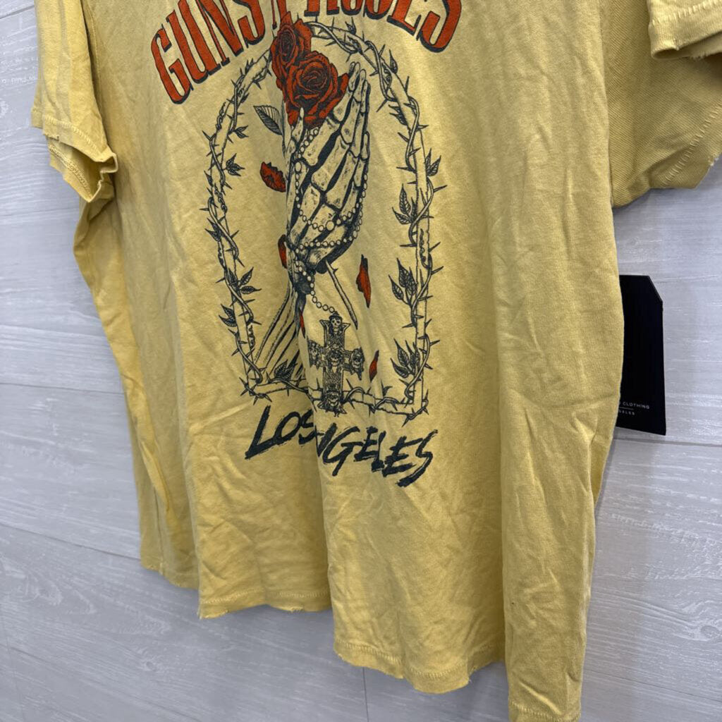 Junk Food Clothing Yellow/ Red Guns N Roses Short Sleeve Graphic Tee Large