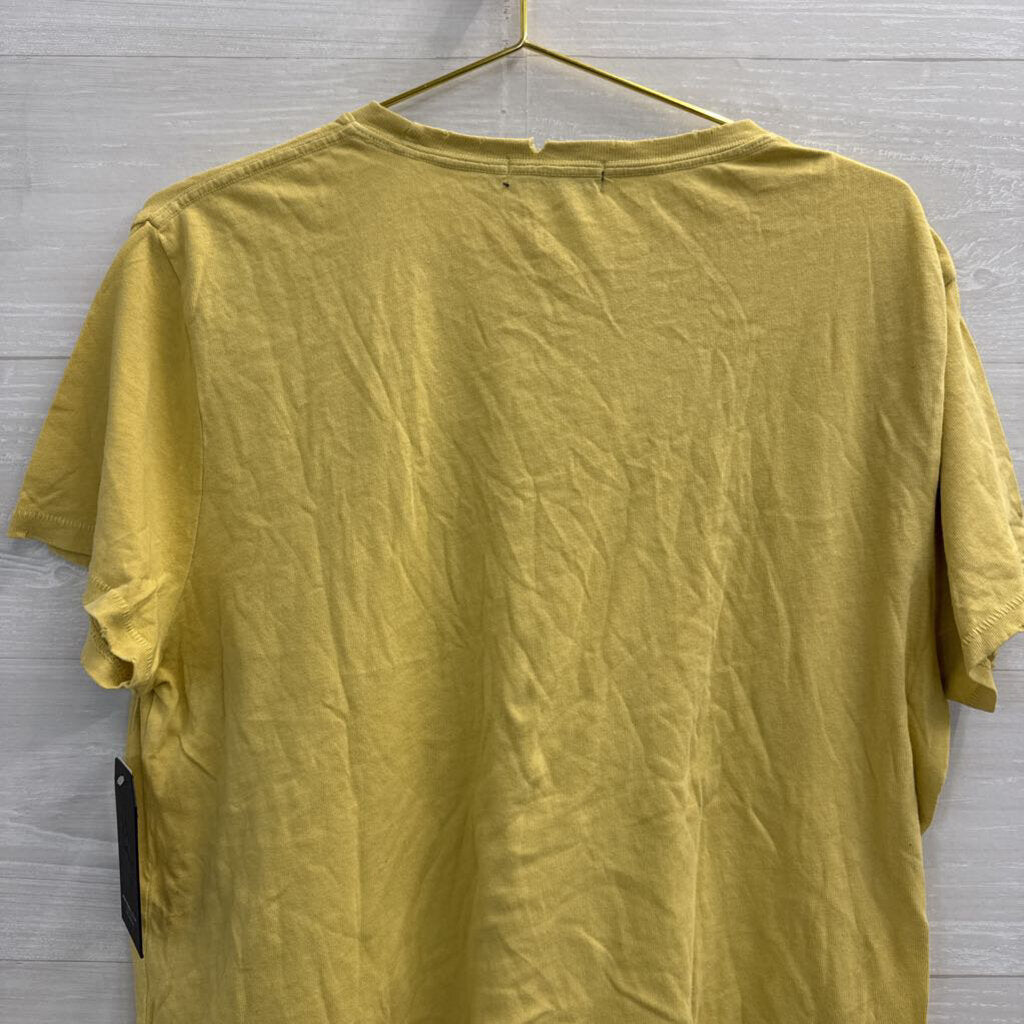Junk Food Clothing Yellow/ Red Guns N Roses Short Sleeve Graphic Tee Large
