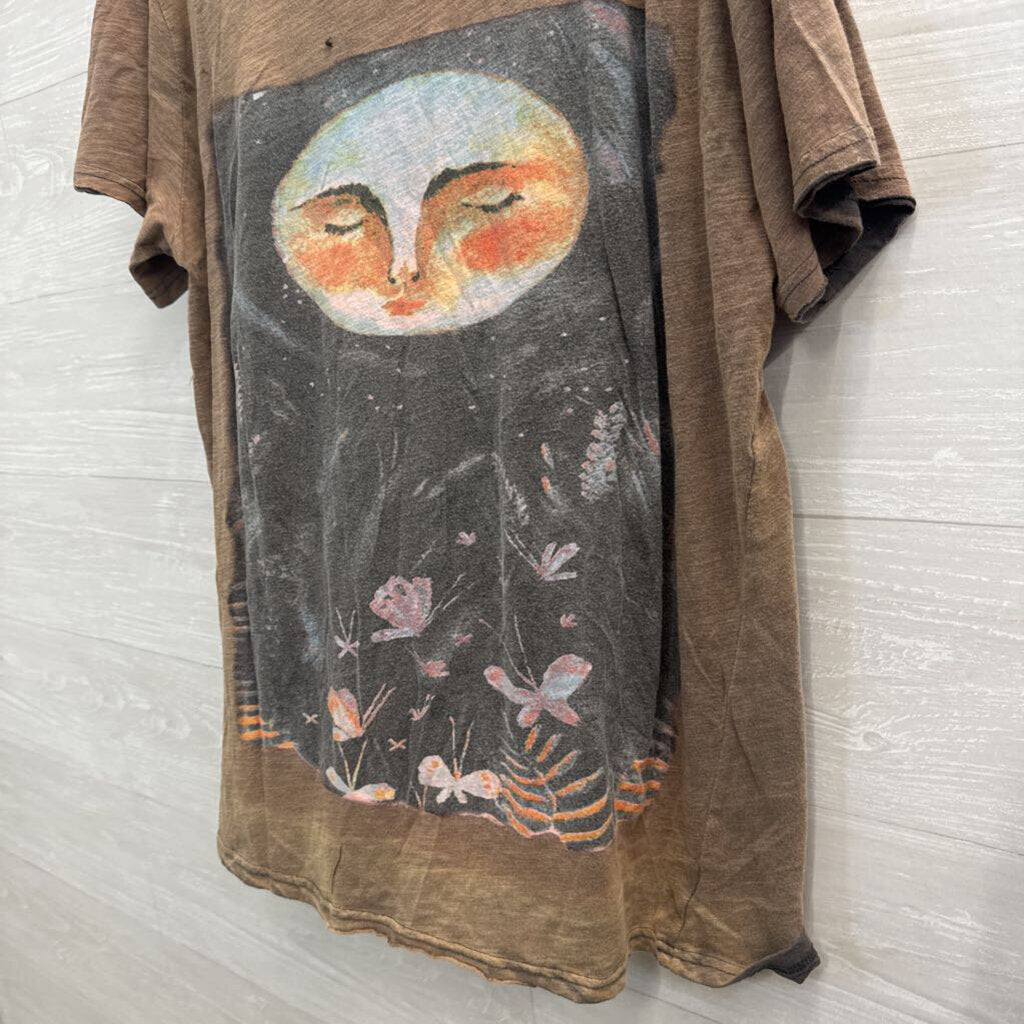 Jaded Gypsy Brown/ Grey Moon Print Distressed Short Sleeve Top Large/ Extra Large