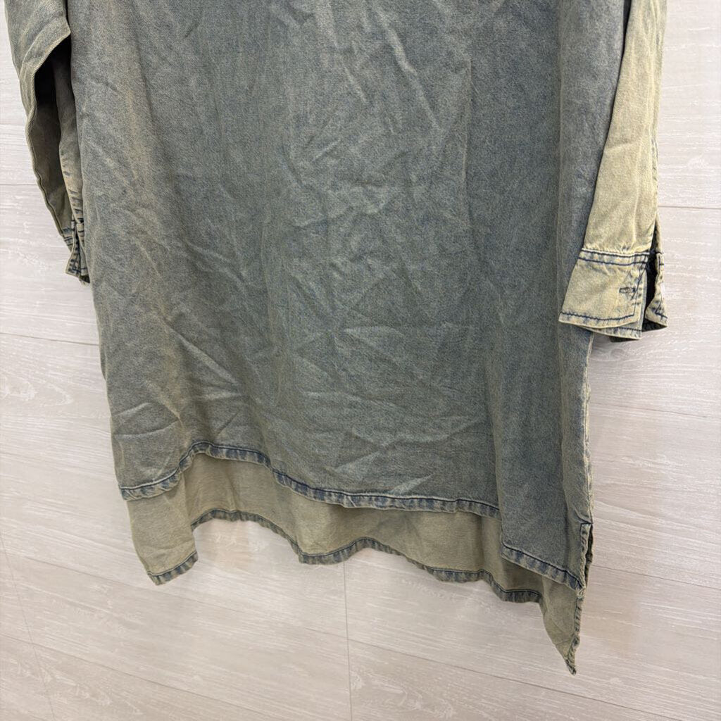Jaded Gypsy Blue Denim Distressed Edge V Neck Long Sleeve Tunic Top Small/ Medium