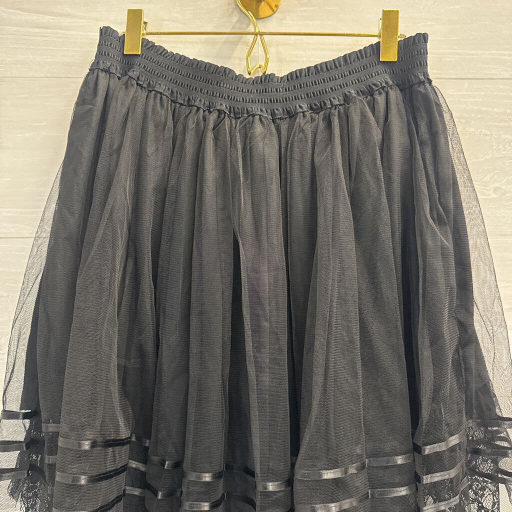 O2 Collection Black Tulle Skirt Large