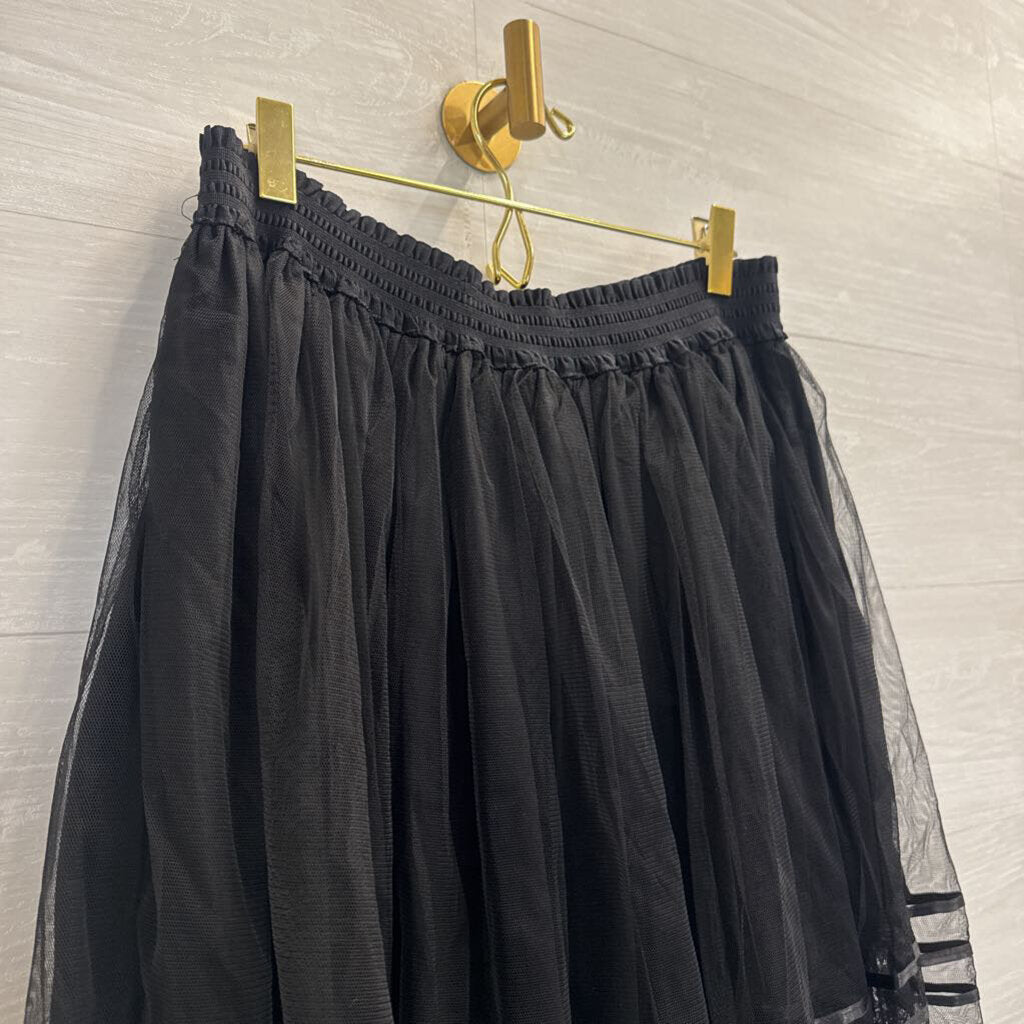 O2 Collection Black Tulle Skirt Large