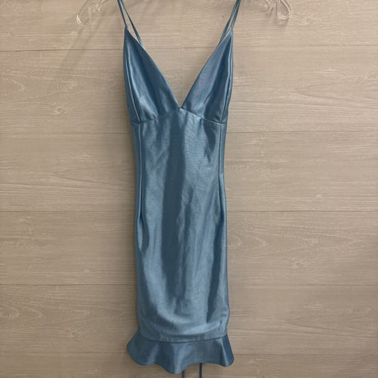 Lucy In The Sky Blue Lace Up Back Ruffle Hem Short Formal Dress Medium