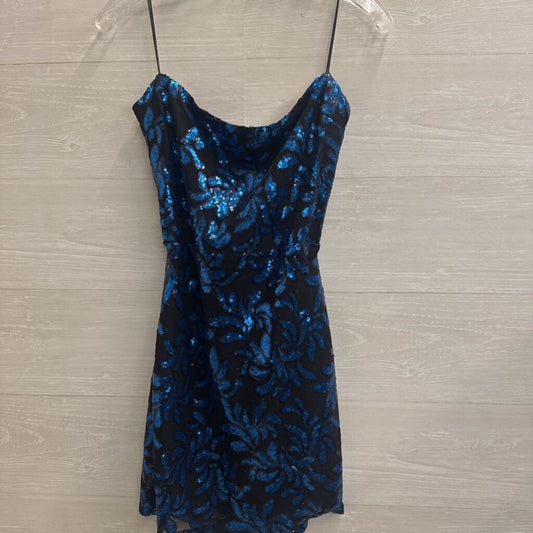 B Darlin Black/ Blue Sequin Print Short Formal Dress 15/16