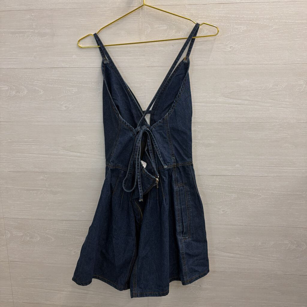 Wisteria Lane Dark Wash Denim Tie Back Romper Large