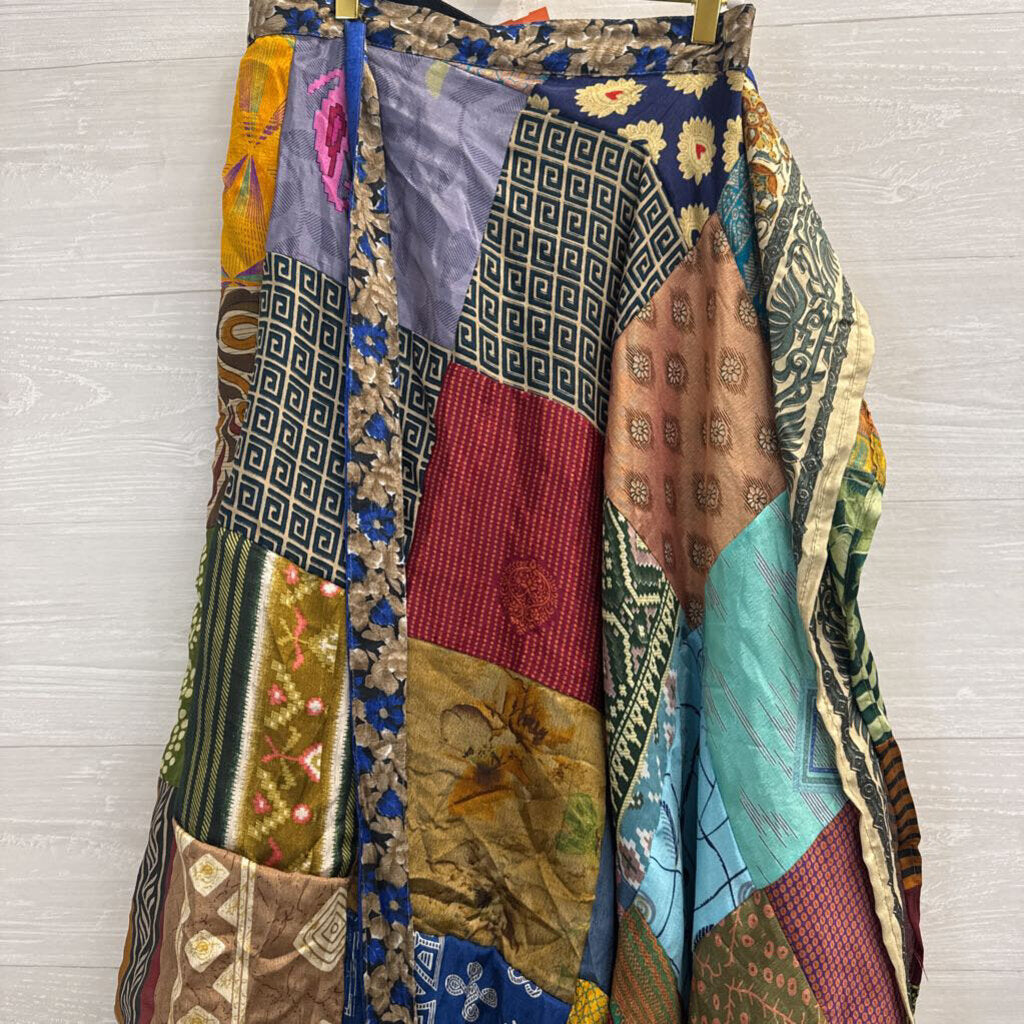 Reversible Silky Print Wrap Skirt Medium/ Large