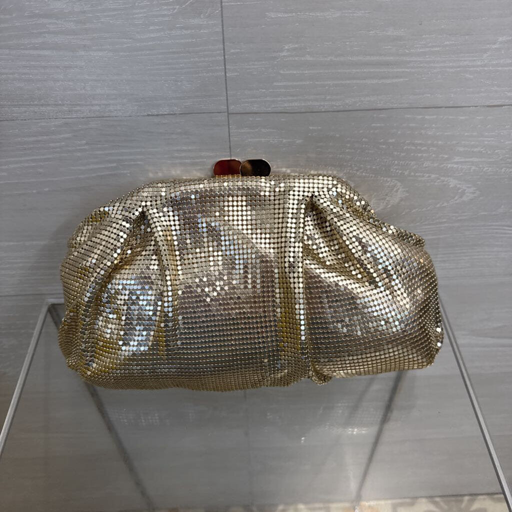 Jewel Badgley Mischka Gold Metal Mesh Clutch/ Crossbody Purse