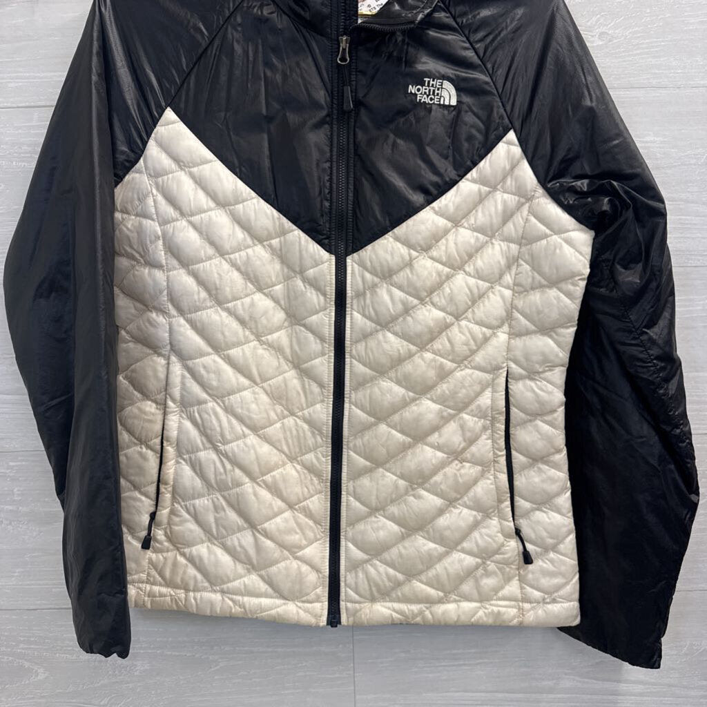 The North Face Black/ Cream Color Block Quilted Jacket Medium