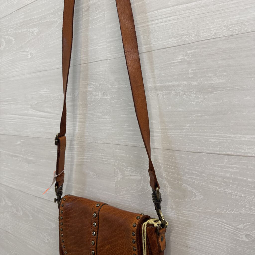 Spaghetti Western Tan Studded Leather Saddle Crossbody Bag