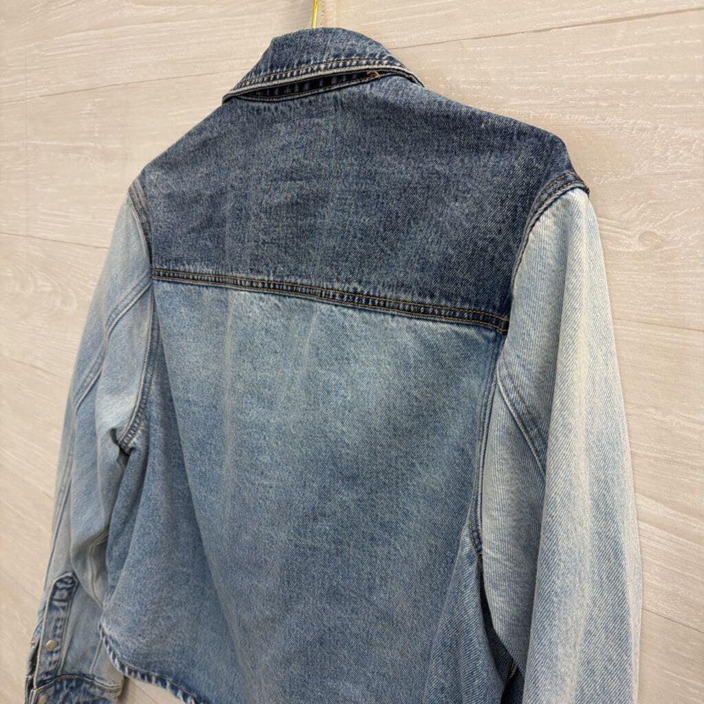 Blank NYC Medium/ Light Wash Denim Jacket Large