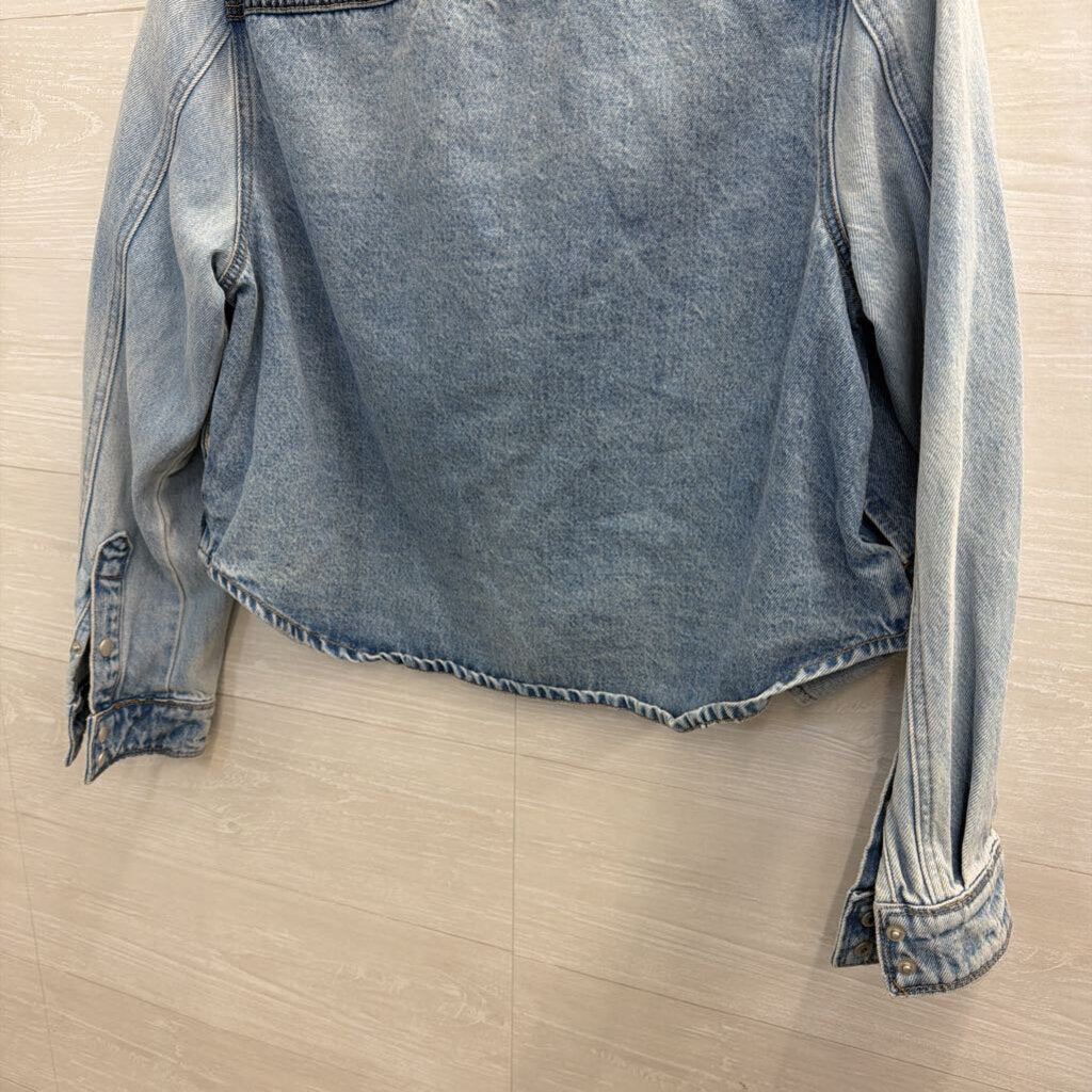 Blank NYC Medium/ Light Wash Denim Jacket Large