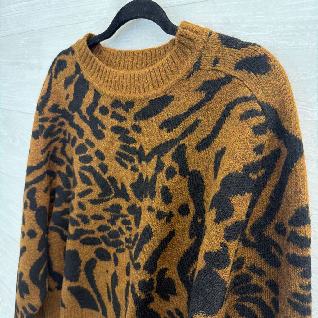 Truth Brown/ Black Knit Leopard Print Sweater Large