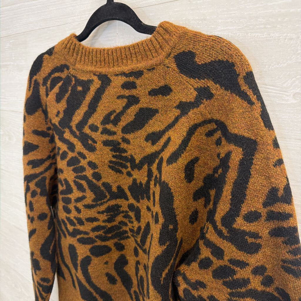 Truth Brown/ Black Knit Leopard Print Sweater Large