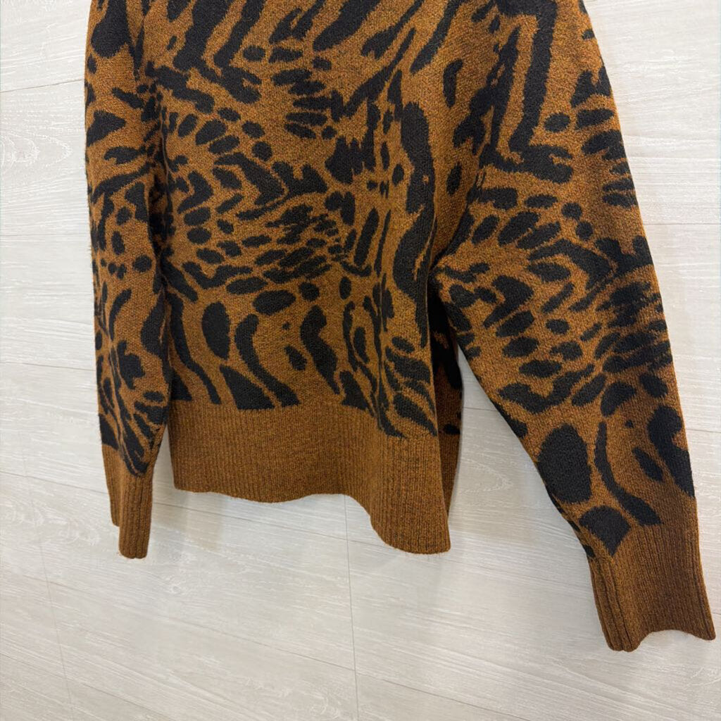 Truth Brown/ Black Knit Leopard Print Sweater Large