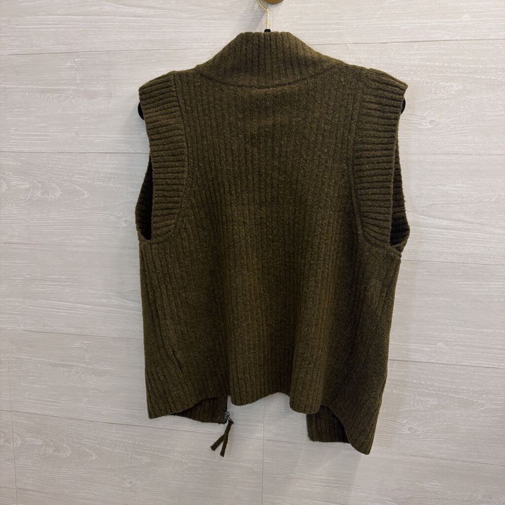 Artistic Works by Wu Green Knit Zip Up Vest Top Medium