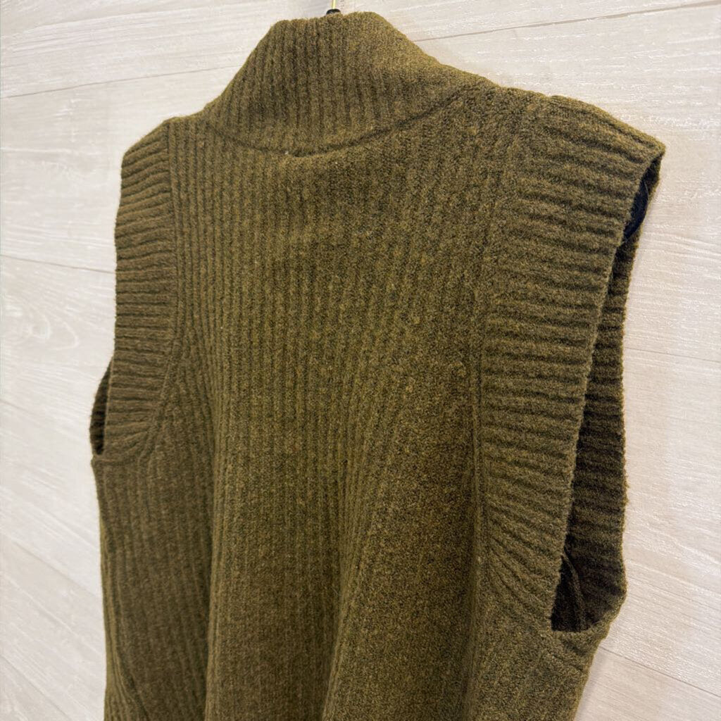 Artistic Works by Wu Green Knit Zip Up Vest Top Medium