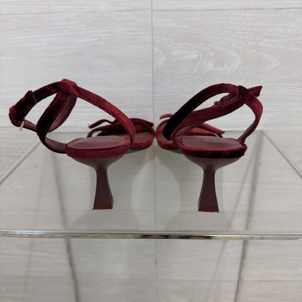 Gap Burgundy Velvet Ankle Strap Heels 8