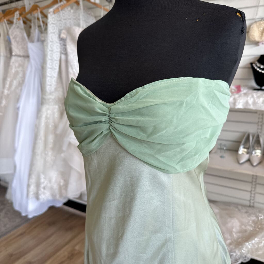 RNWY Green Kadie Off Shoulder Long Formal Dress Extra Large