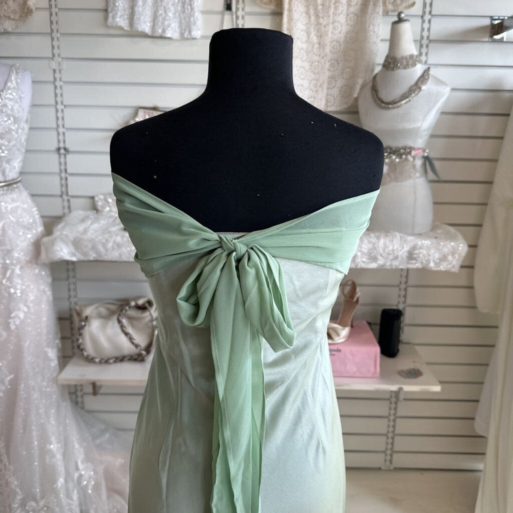 RNWY Green Kadie Off Shoulder Long Formal Dress Extra Large