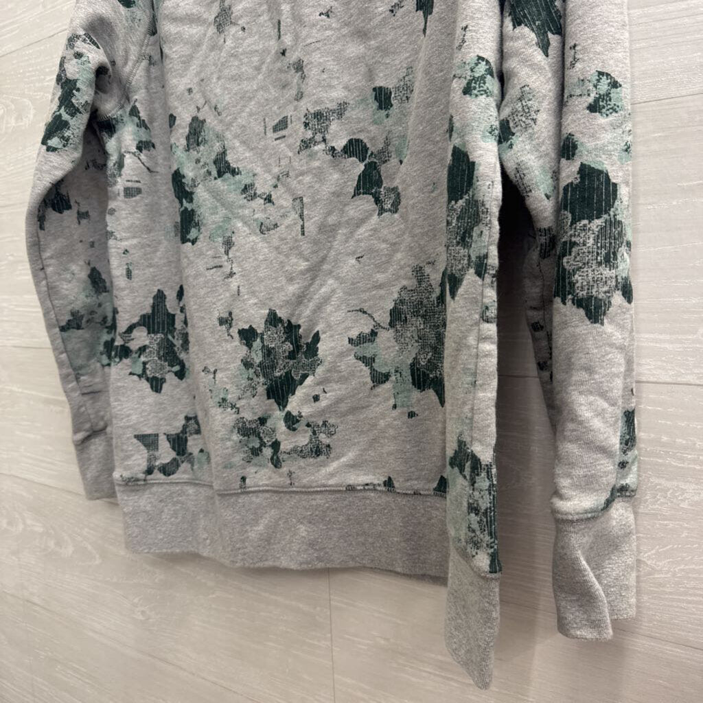The North Face Grey/ Green Print Crewneck Pullover Large