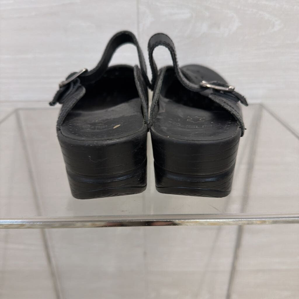 Dansko Black Leather Merrie Clogs 37