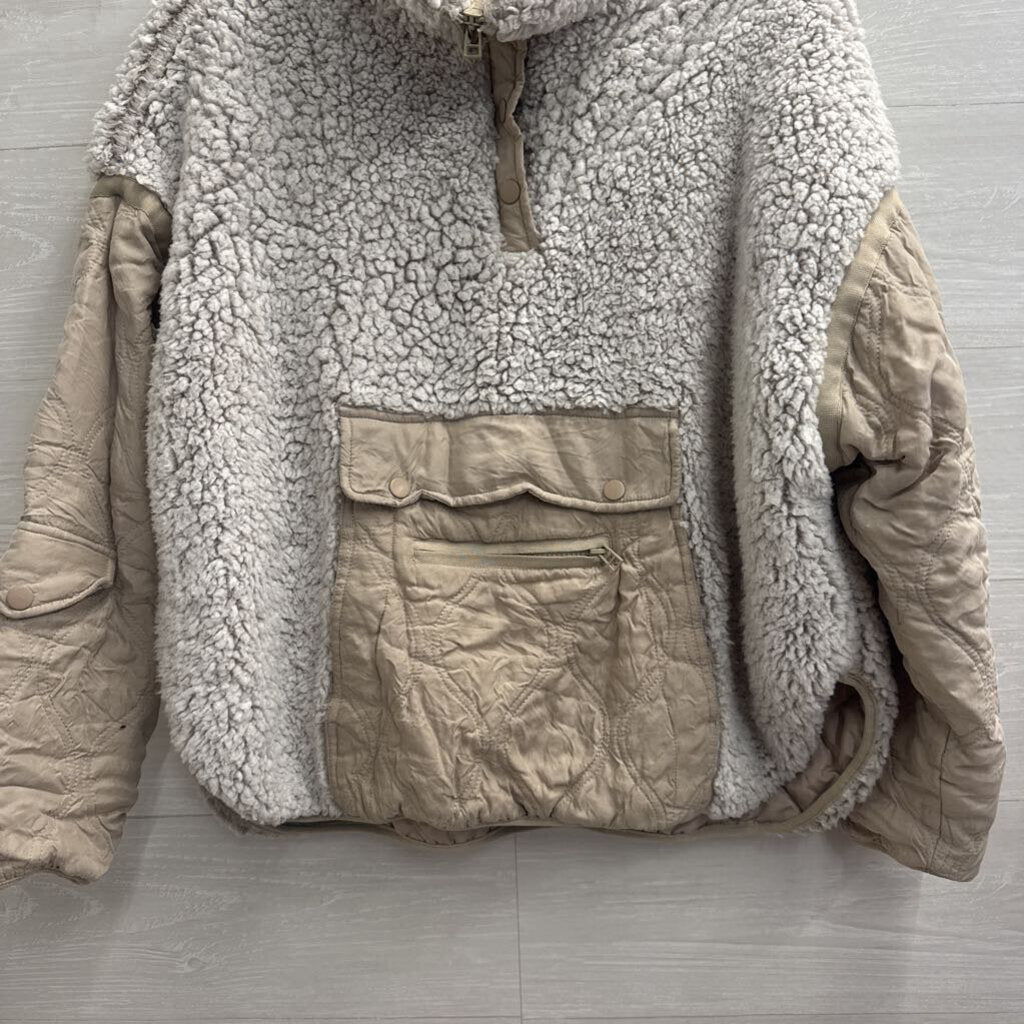 Blank NYC Grey Cozy Sherpa Mixed Media Pullover Medium