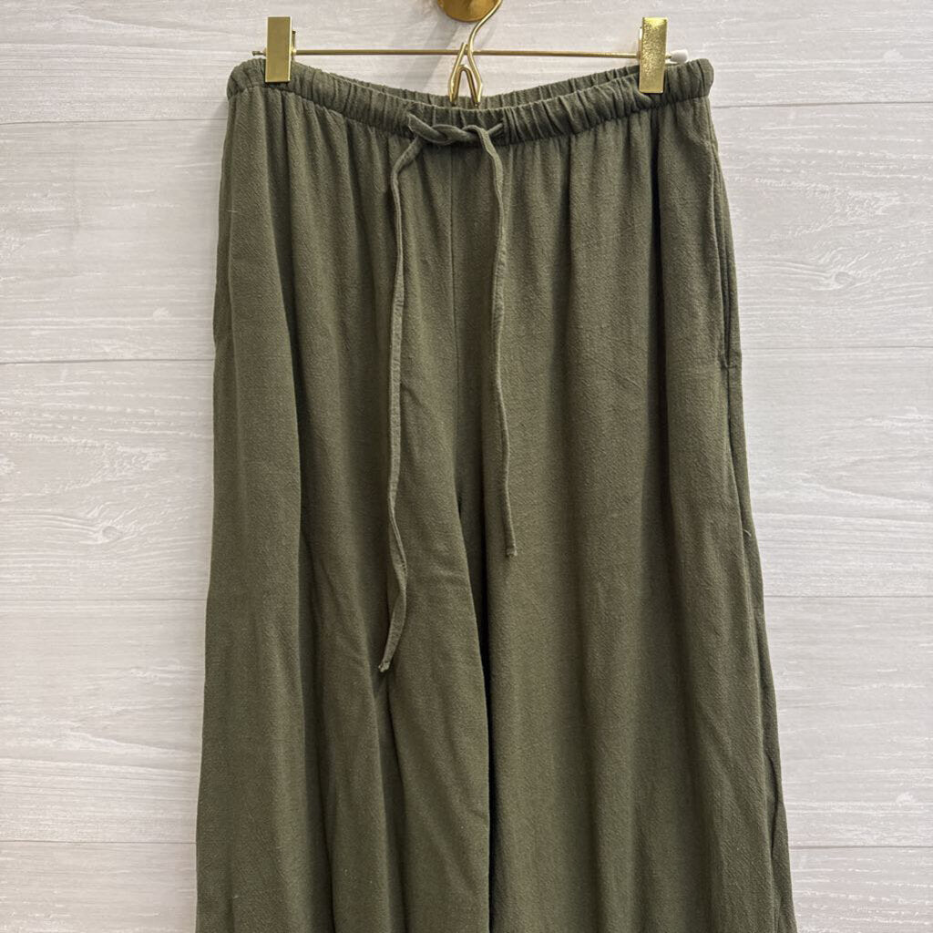 Green Wide Leg Pull On Pants Medium