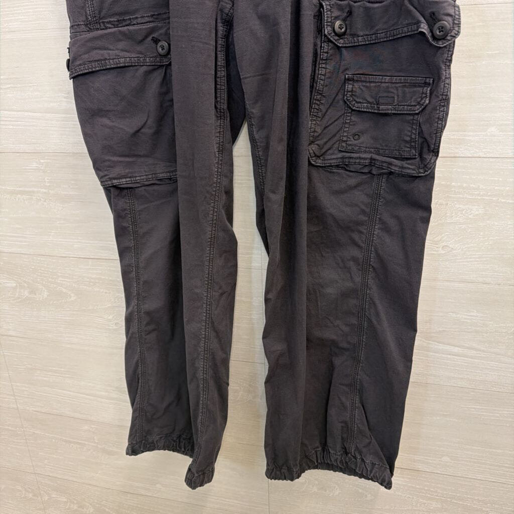 American Eagle Grey Cargo Baggy Jogger Pants 16