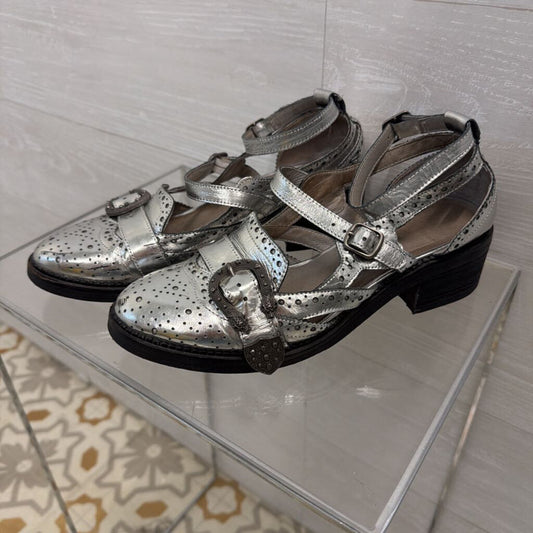 Free People Metallic Silver Thunderbird Oxford Shoes 39