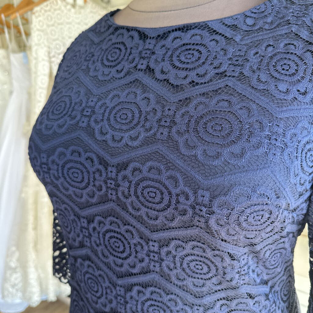 RN Studio Blue Lace Long Sleeve Short Formal Dress 18