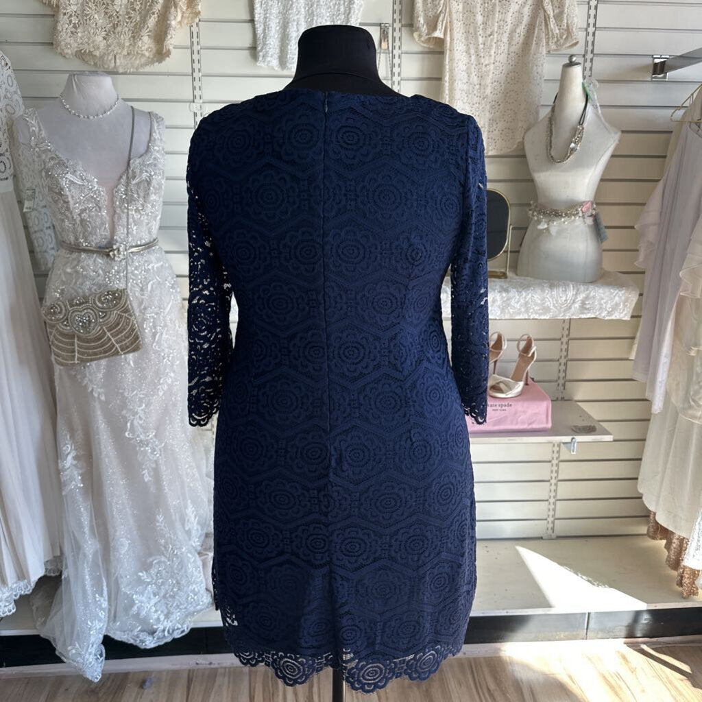 RN Studio Blue Lace Long Sleeve Short Formal Dress 18