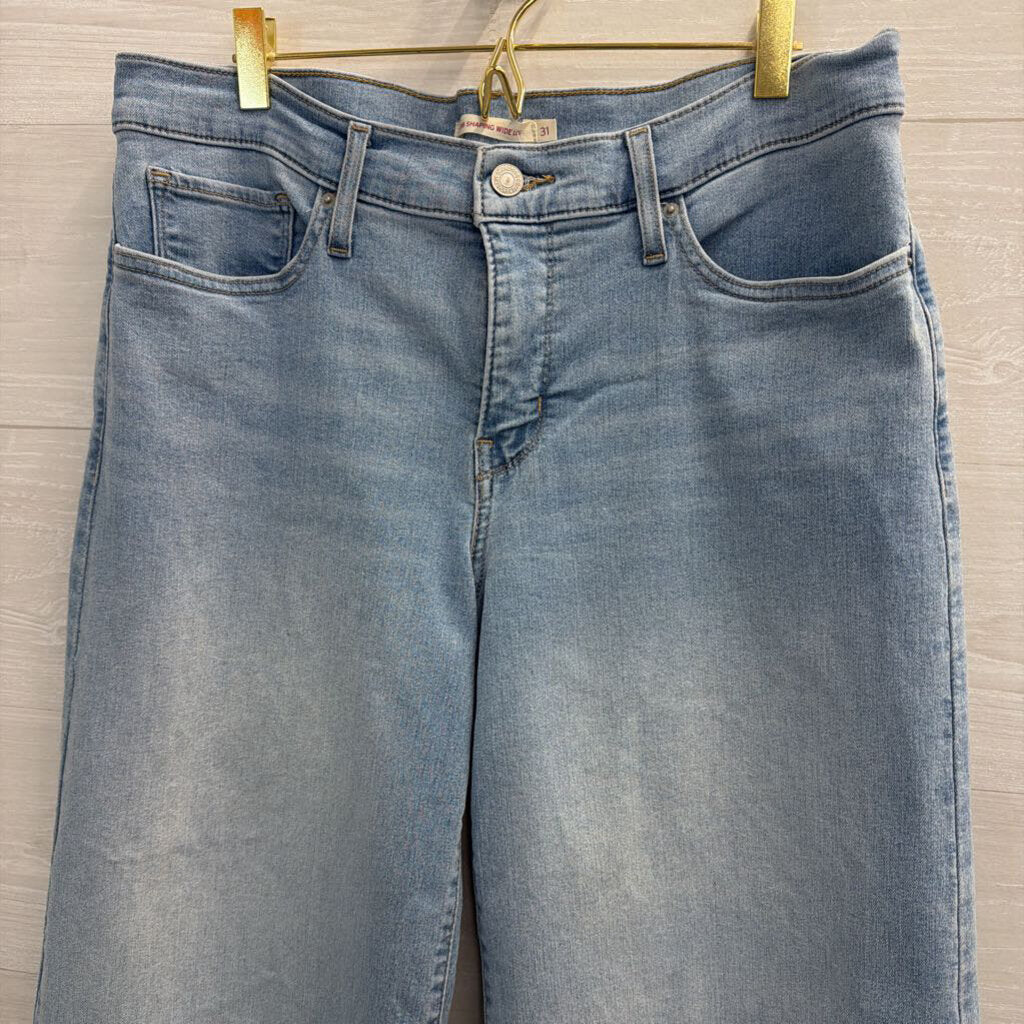 Levi Light Wash 318 Shaping Wide Leg Jeans 31