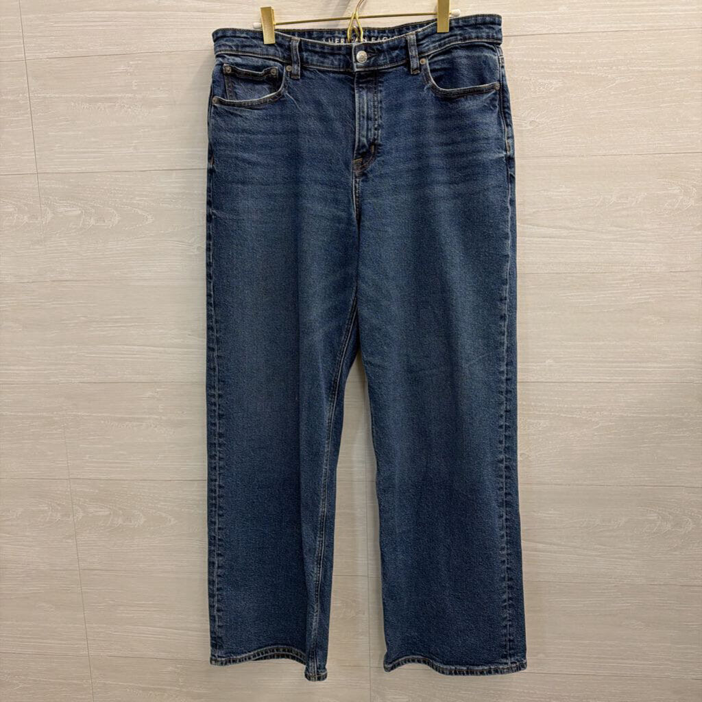 American Eagle Dark Wash Stovepipe Jeans 10