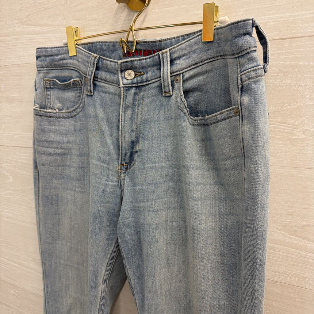 Lucky Brand Light Wash Low Rise Flare Jeans 12