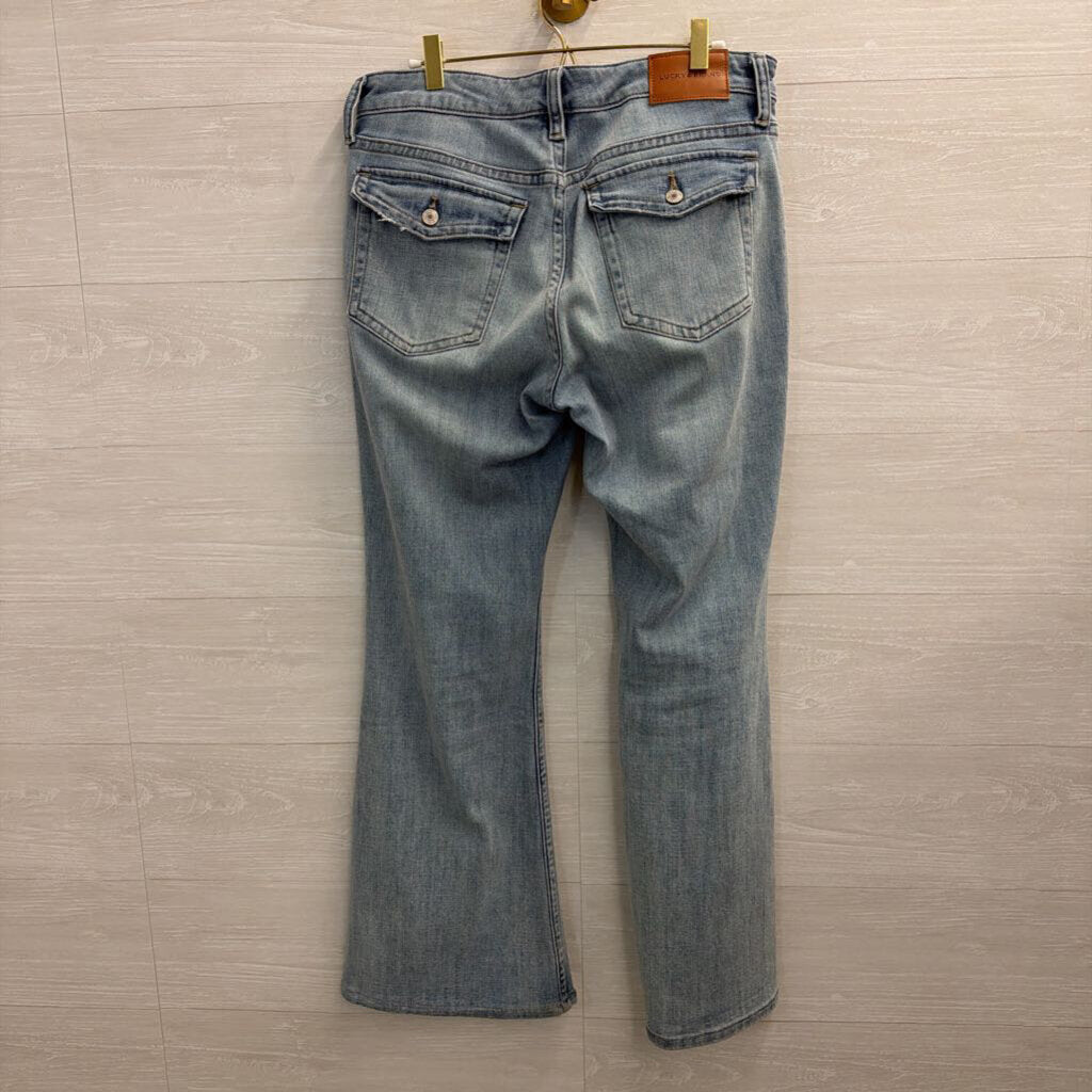 Lucky Brand Light Wash Low Rise Flare Jeans 12