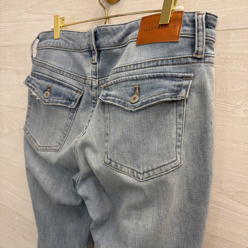 Lucky Brand Light Wash Low Rise Flare Jeans 12